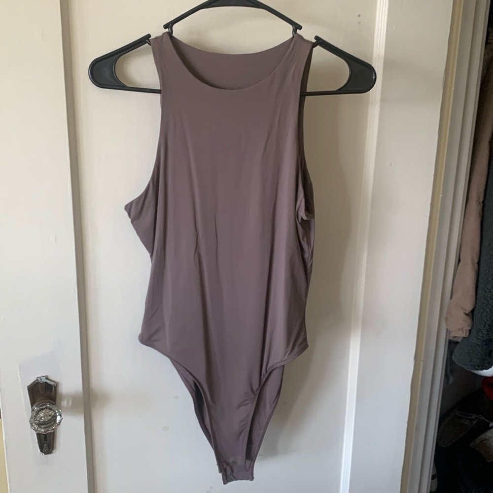 Women’s body suit